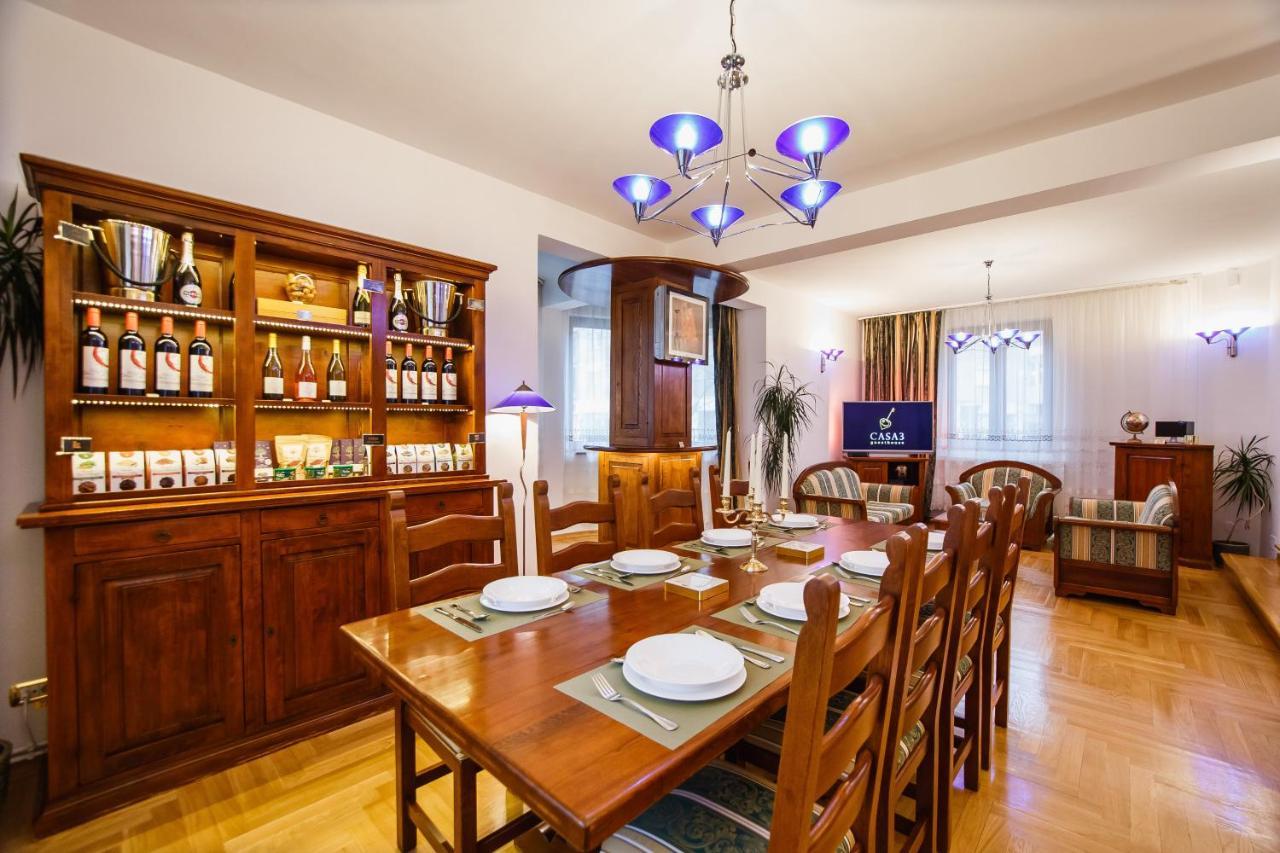 Casa 3 Guesthouse Oradea Buitenkant foto